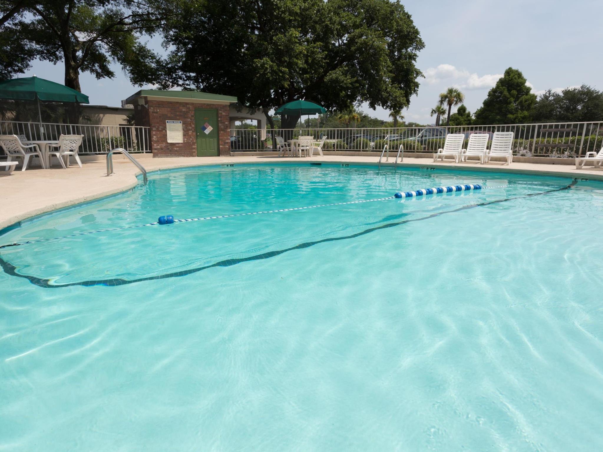 Days Inn By Wyndham Mt Pleasant-Charleston-Patriots Point Esterno foto