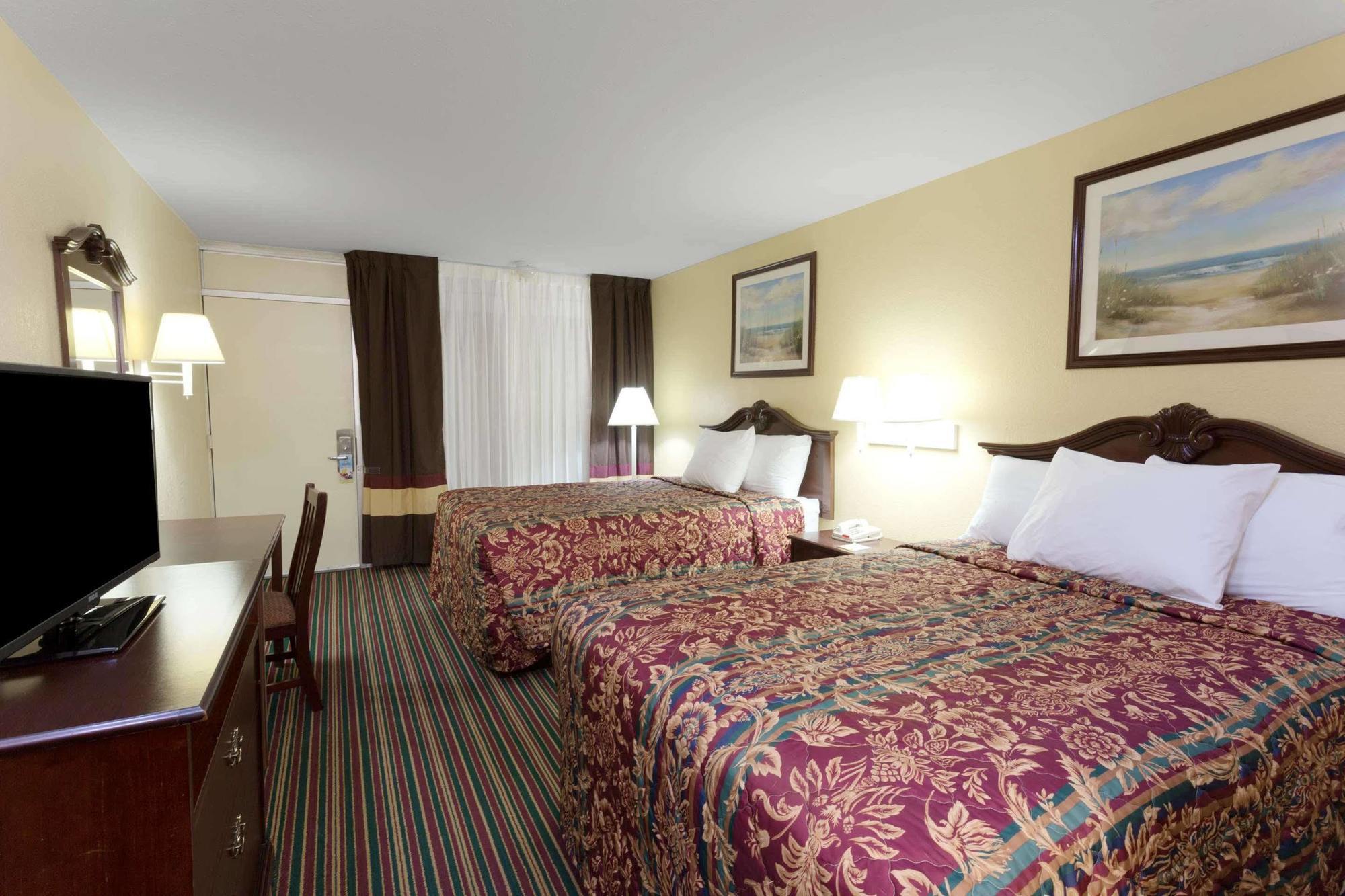 Days Inn By Wyndham Mt Pleasant-Charleston-Patriots Point Esterno foto